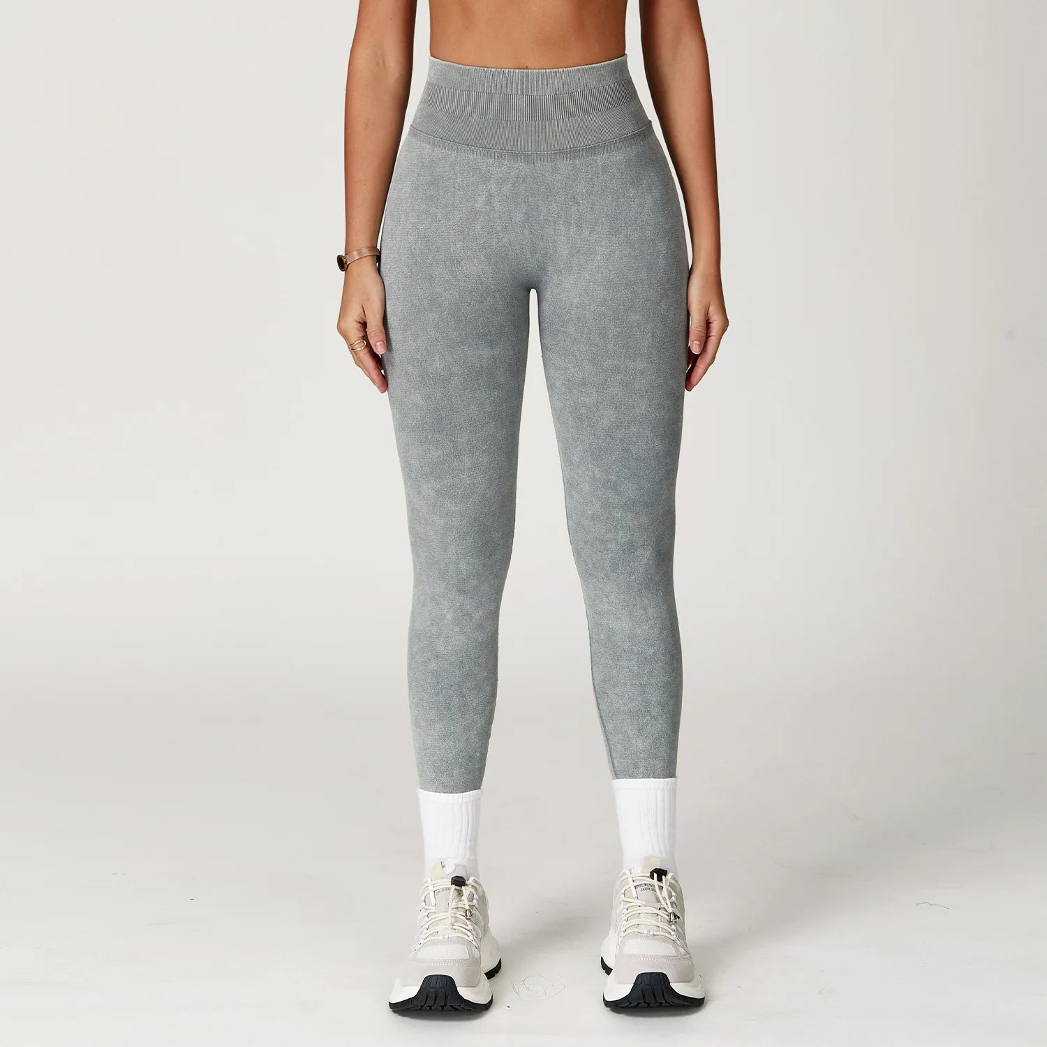 Seamless High-Waist Scrunch Yoga Leggings for Women – Ribbed Workout Tights for Gym & Fitness